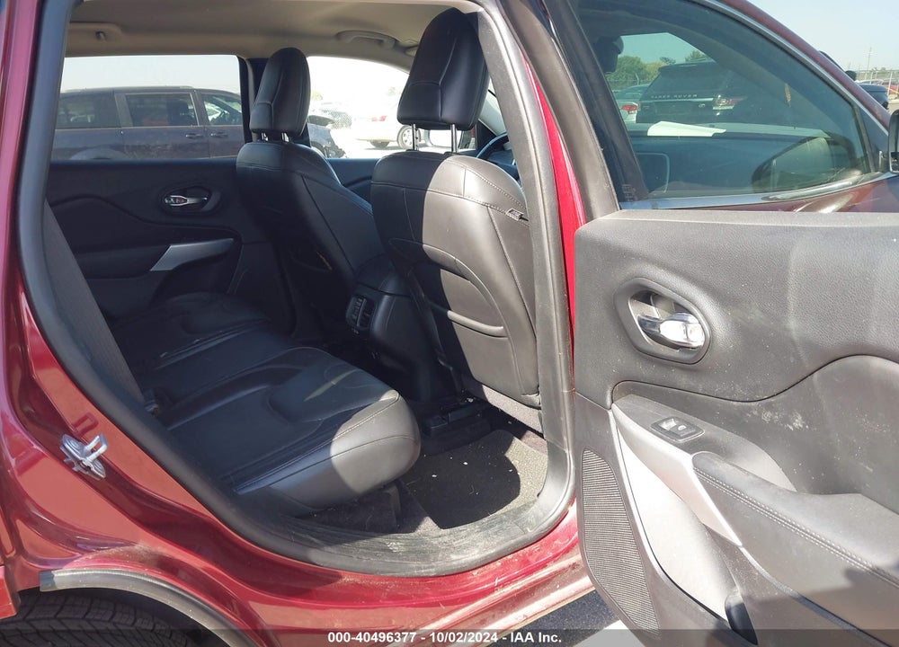 2018 JEEP CHEROKEE OVERLAND 4X4 VIN: 1C4PJMJX5JD594707