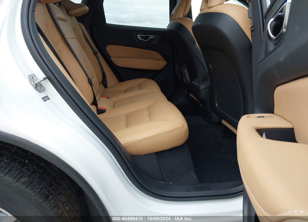 2020 VOLVO XC60 T6 MOMENTUM VIN: YV4A22RK8L1496000