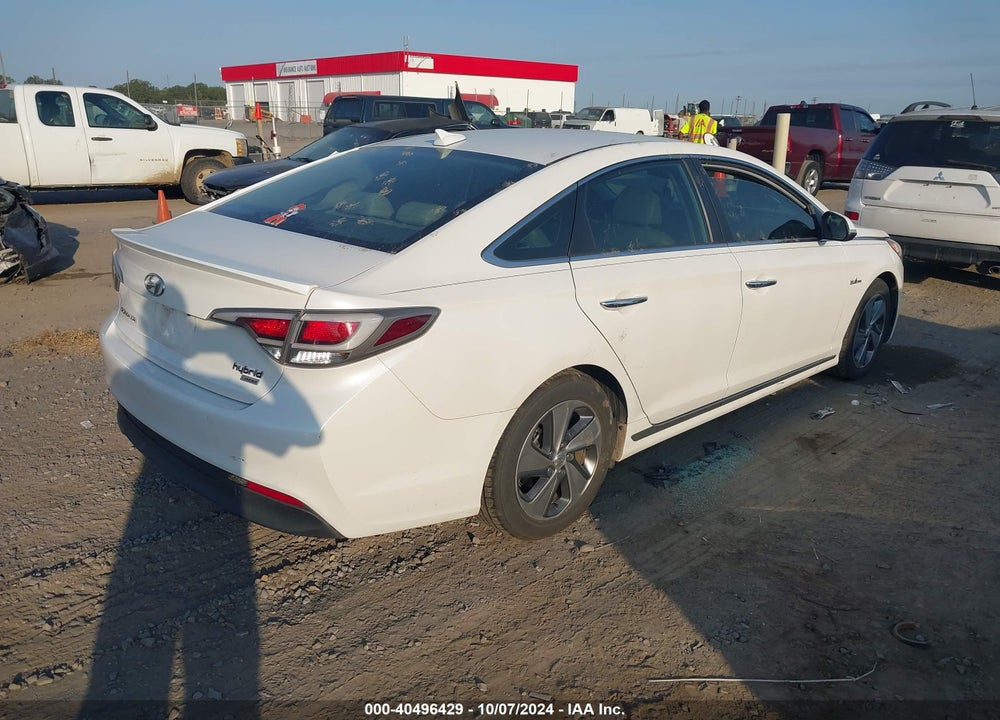 2016 HYUNDAI SONATA HYBRID LIMITED VIN: KMHE34L1XGA018112