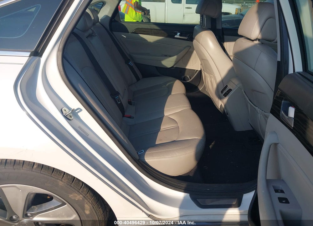 2016 HYUNDAI SONATA HYBRID LIMITED VIN: KMHE34L1XGA018112