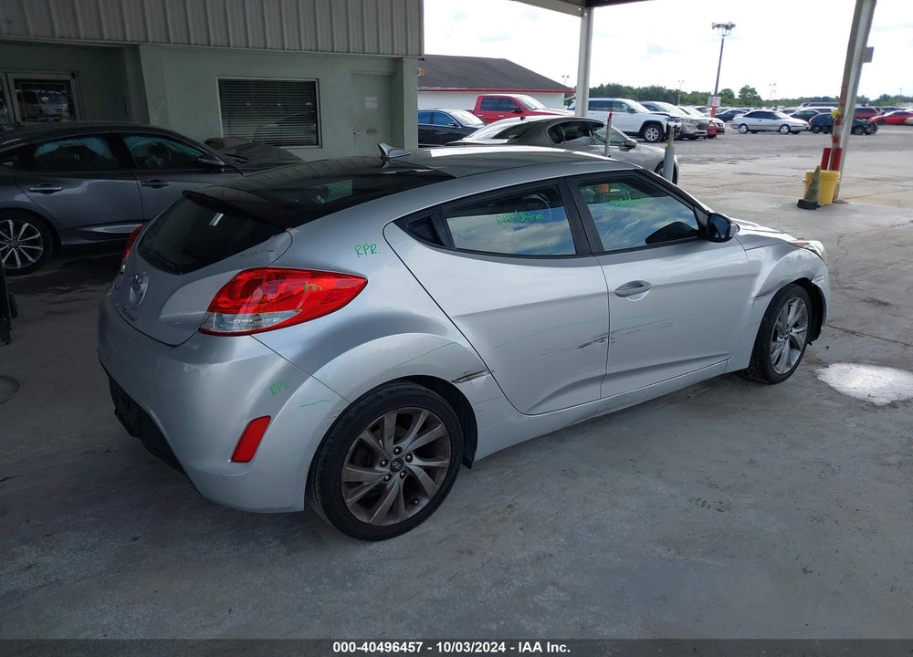 2016 HYUNDAI VELOSTER VIN: KMHTC6AD2GU270354