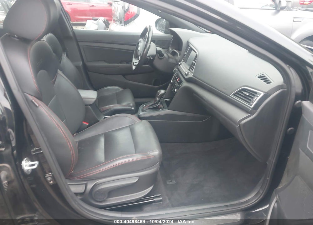 2018 HYUNDAI ELANTRA SPORT VIN: KMHD04LB4JU636884