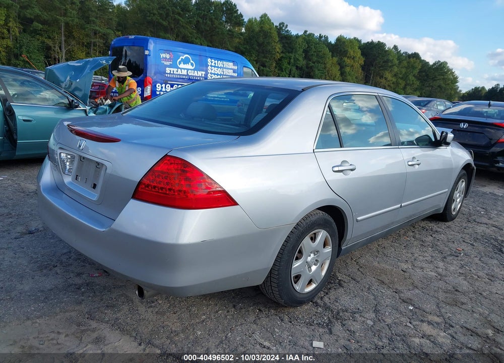 2007 HONDA ACCORD 2.4 LX VIN: 1HGCM56497A220817