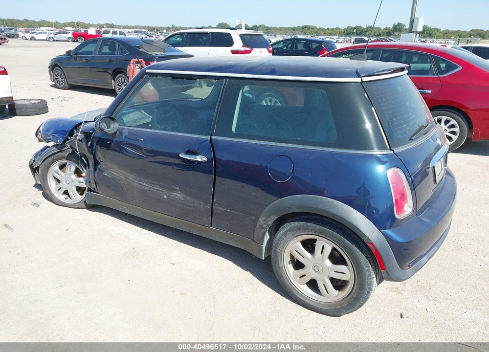 2006 MINI COOPER VIN: WMWRC33546TK71204