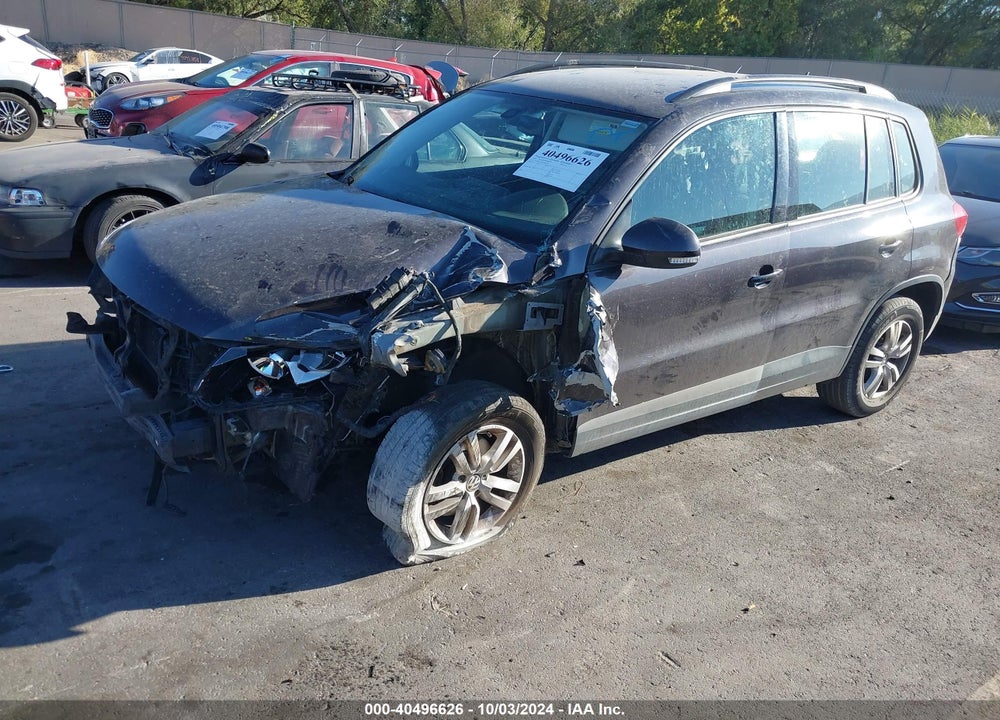 2016 VOLKSWAGEN TIGUAN S VIN: WVGBV7AX3GW583701