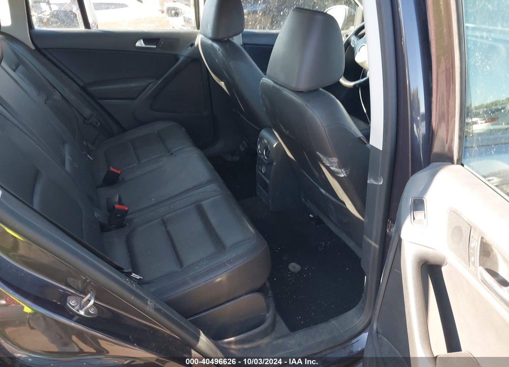 2016 VOLKSWAGEN TIGUAN S VIN: WVGBV7AX3GW583701