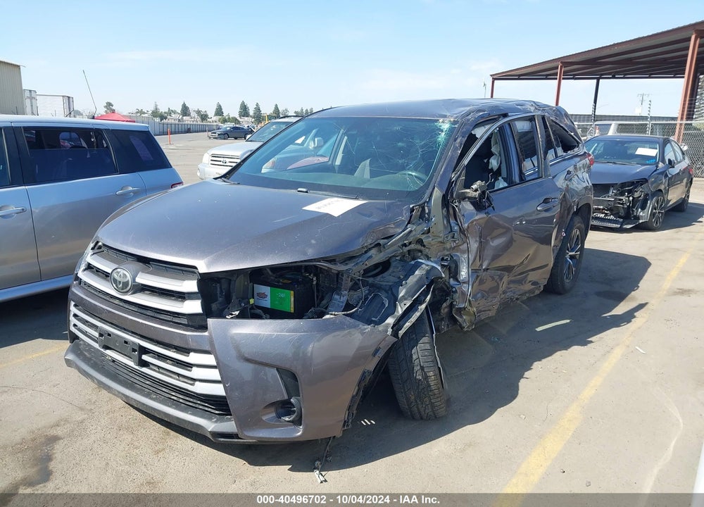2019 TOYOTA HIGHLANDER LE VIN: 5TDZZRFH6KS309602