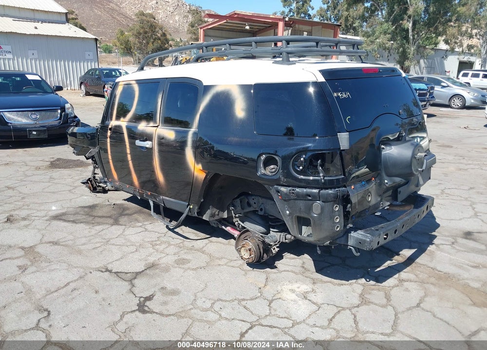 2008 TOYOTA FJ CRUISER VIN: JTEBU11F58K010119