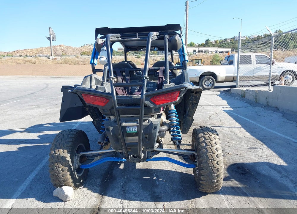 2018 POLARIS RZR XP 4 TURBO EPS VIN: 3NSVFE927JF947124