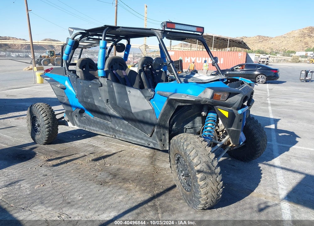 2018 POLARIS RZR XP 4 TURBO EPS VIN: 3NSVFE927JF947124