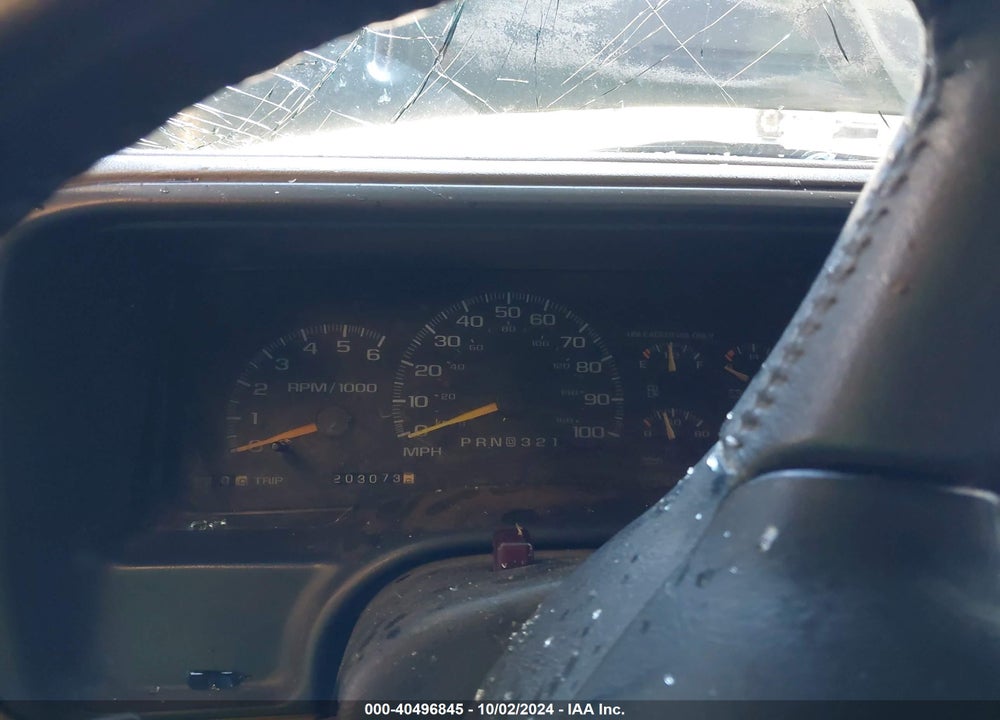 1998 CHEVROLET TAHOE LS VIN: 1GNEK13R4WJ365050