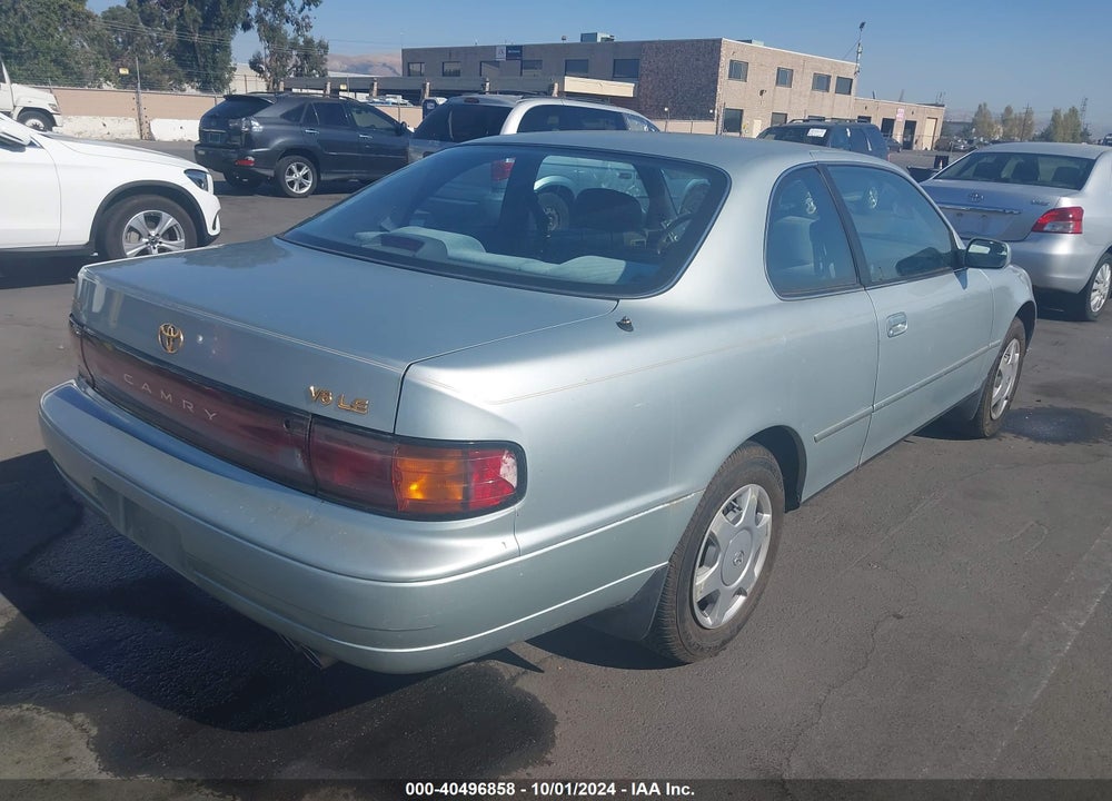 1994 TOYOTA CAMRY LE VIN: 4T1GK12C3RU017771
