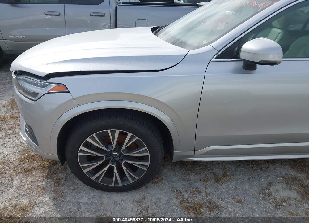 2022 VOLVO XC90 T5 MOMENTUM 7 PASSENGER VIN: YV4102CK8N1867724