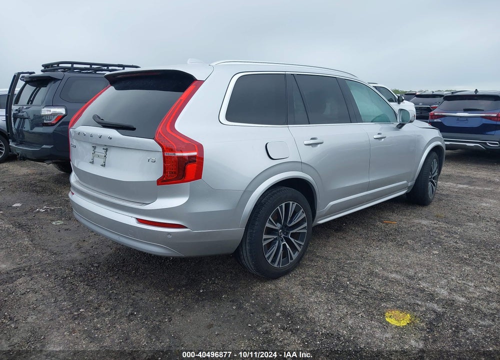 2022 VOLVO XC90 T5 MOMENTUM 7 PASSENGER VIN: YV4102CK8N1867724