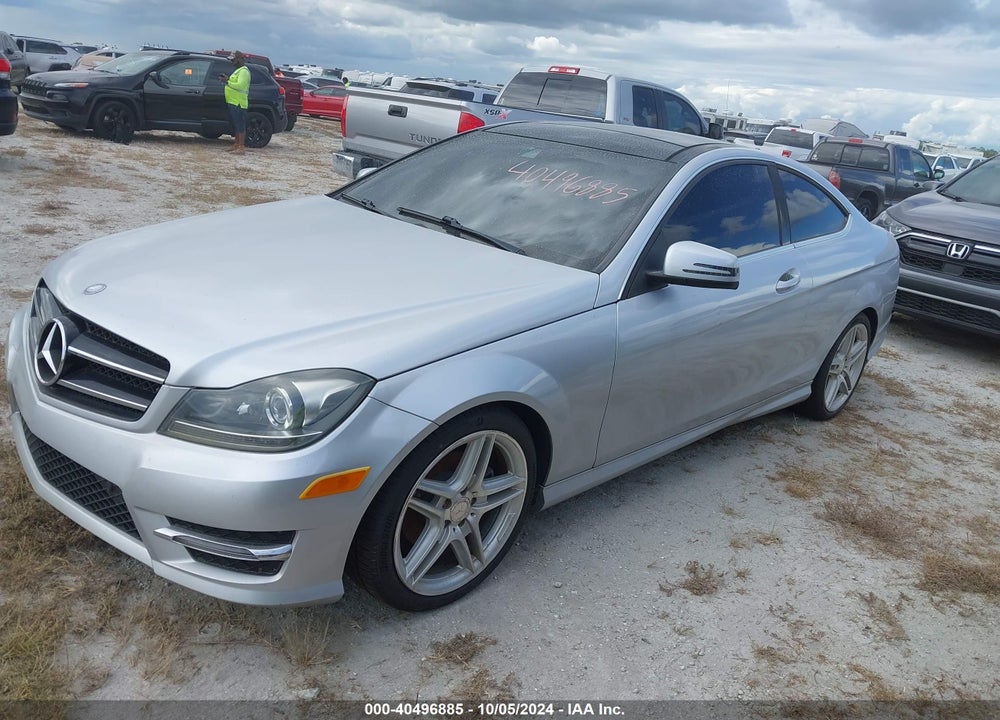 2014 MERCEDES-BENZ C 250 VIN: WDDGJ4HB9EG270857