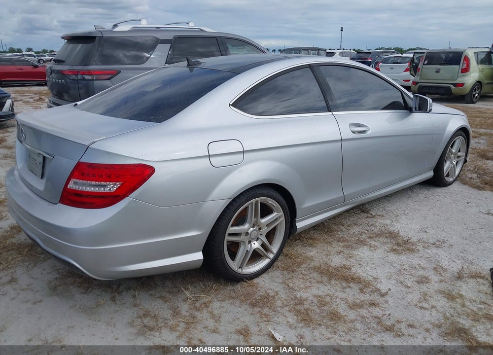 2014 MERCEDES-BENZ C 250 VIN: WDDGJ4HB9EG270857