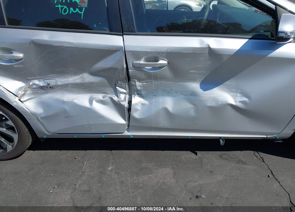 2017 TOYOTA COROLLA IM VIN: JTNKARJEXHJ523967