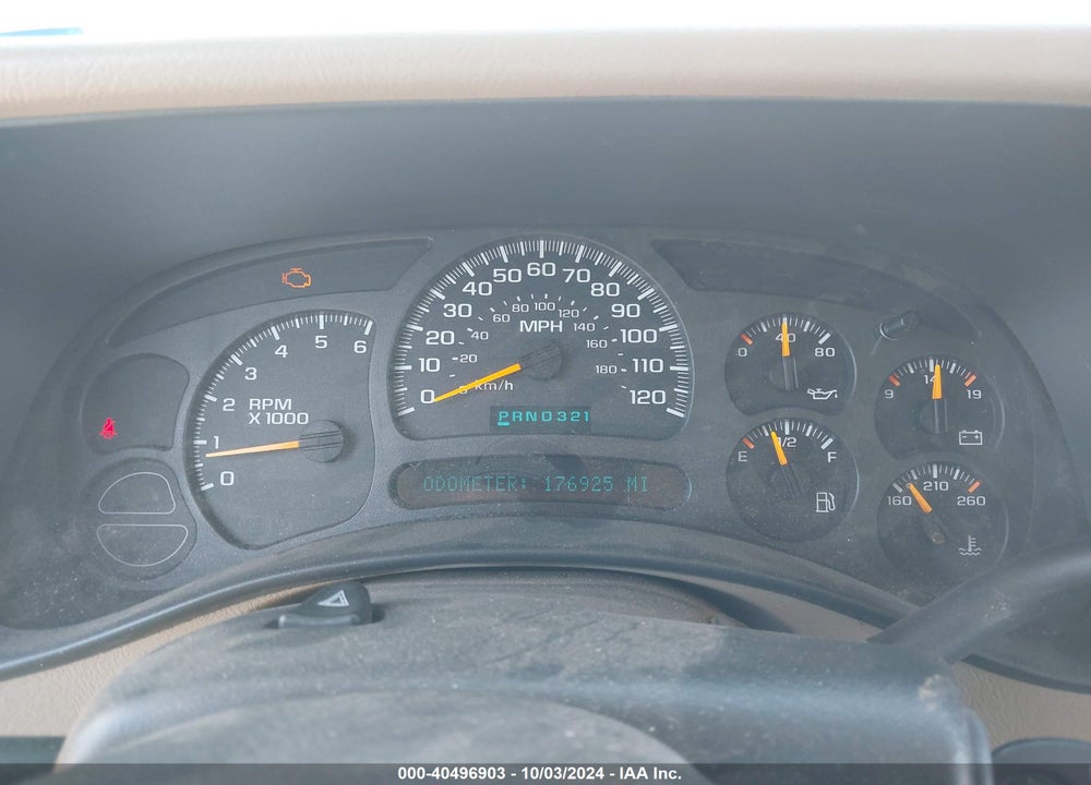2004 CHEVROLET SUBURBAN 1500 LS VIN: 1GNEC16ZX4J107816