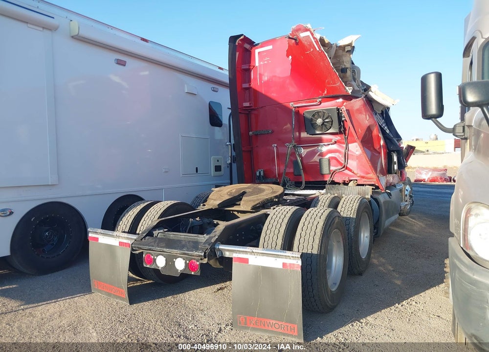 2020 KENWORTH T680 VIN: 1XKYDP9X7LJ307720