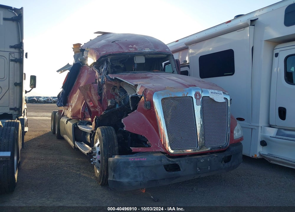 2020 KENWORTH T680 VIN: 1XKYDP9X7LJ307720