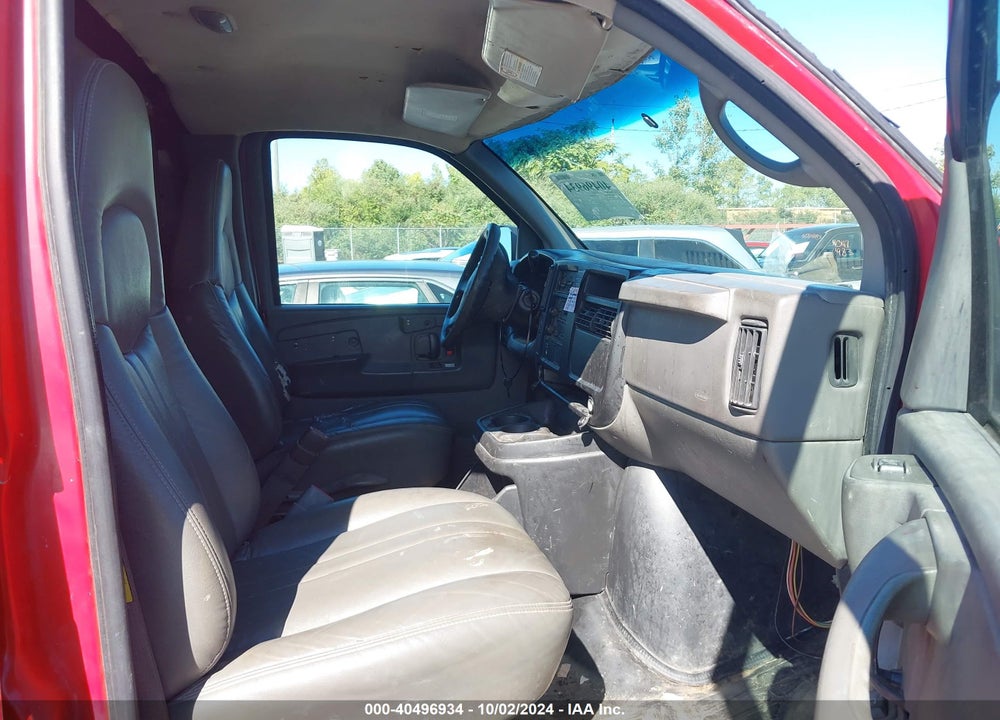 2006 CHEVROLET EXPRESS WORK VAN VIN: 1GCHG35V461272722