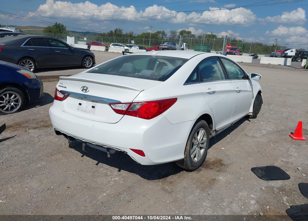 2014 HYUNDAI SONATA GLS VIN: 5NPEB4AC6EH937543