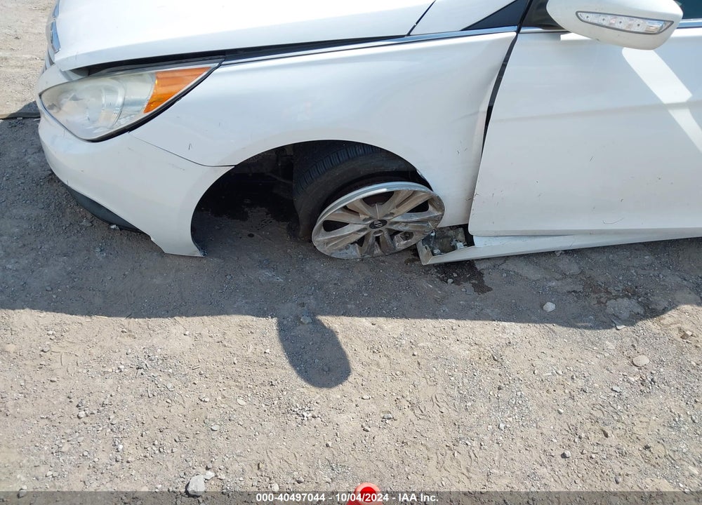 2014 HYUNDAI SONATA GLS VIN: 5NPEB4AC6EH937543