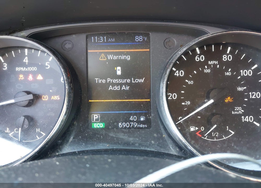 2018 NISSAN ROGUE S VIN: KNMAT2MTXJP527449