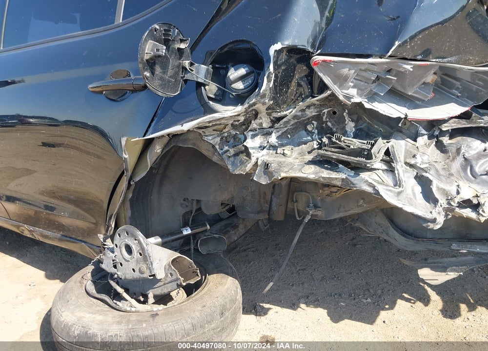2018 HYUNDAI ELANTRA SE VIN: 5NPD74LF9JH278338