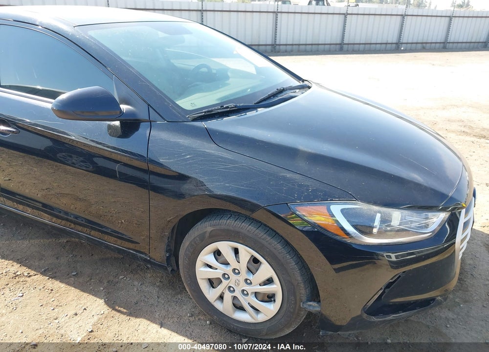 2018 HYUNDAI ELANTRA SE VIN: 5NPD74LF9JH278338