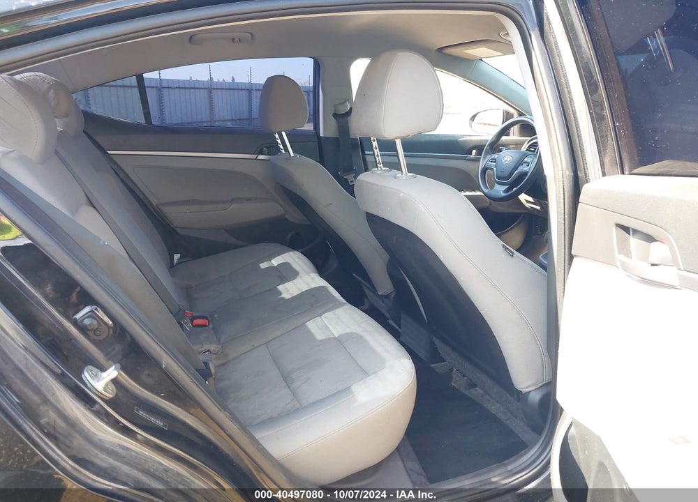 2018 HYUNDAI ELANTRA SE VIN: 5NPD74LF9JH278338