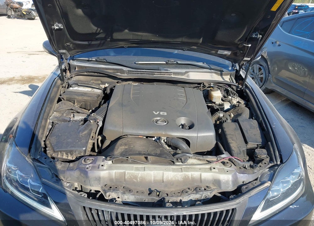 2009 LEXUS IS 250 VIN: JTHCK262392029021