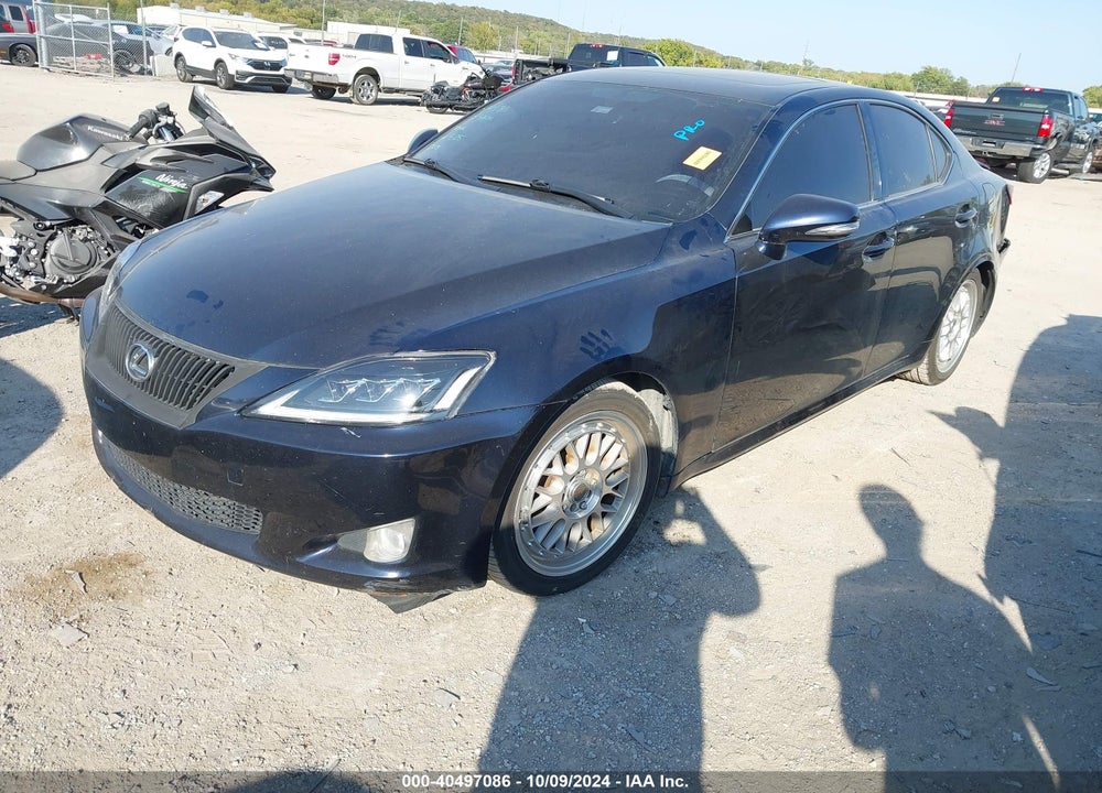 2009 LEXUS IS 250 VIN: JTHCK262392029021