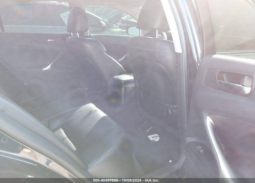 2009 LEXUS IS 250 VIN: JTHCK262392029021
