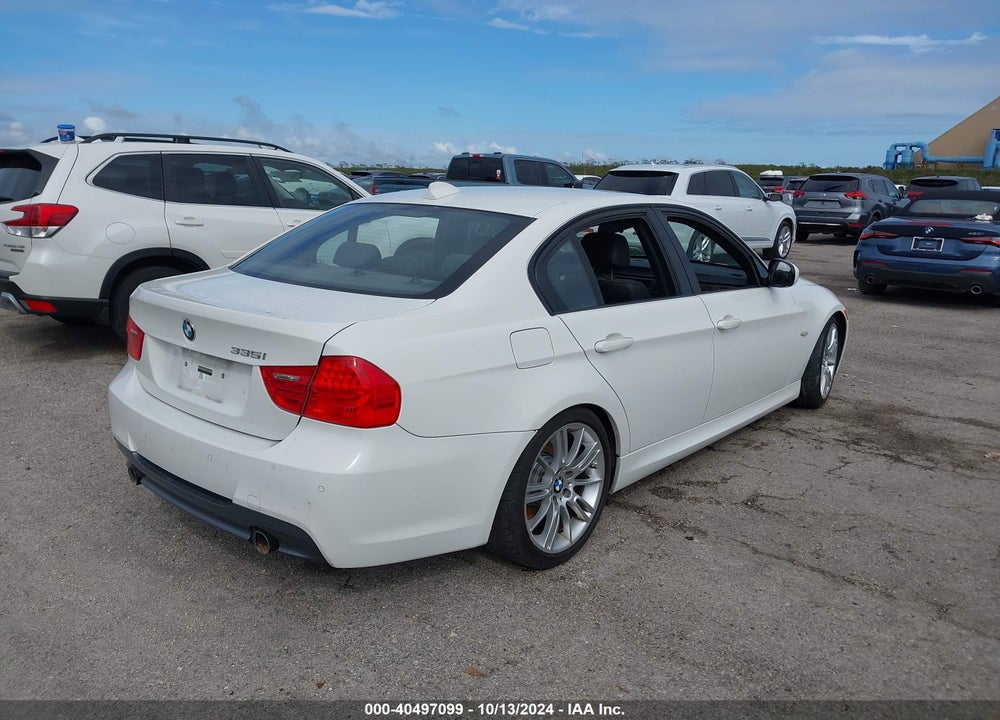 2011 BMW 335I VIN: WBAPM5C52BE435595