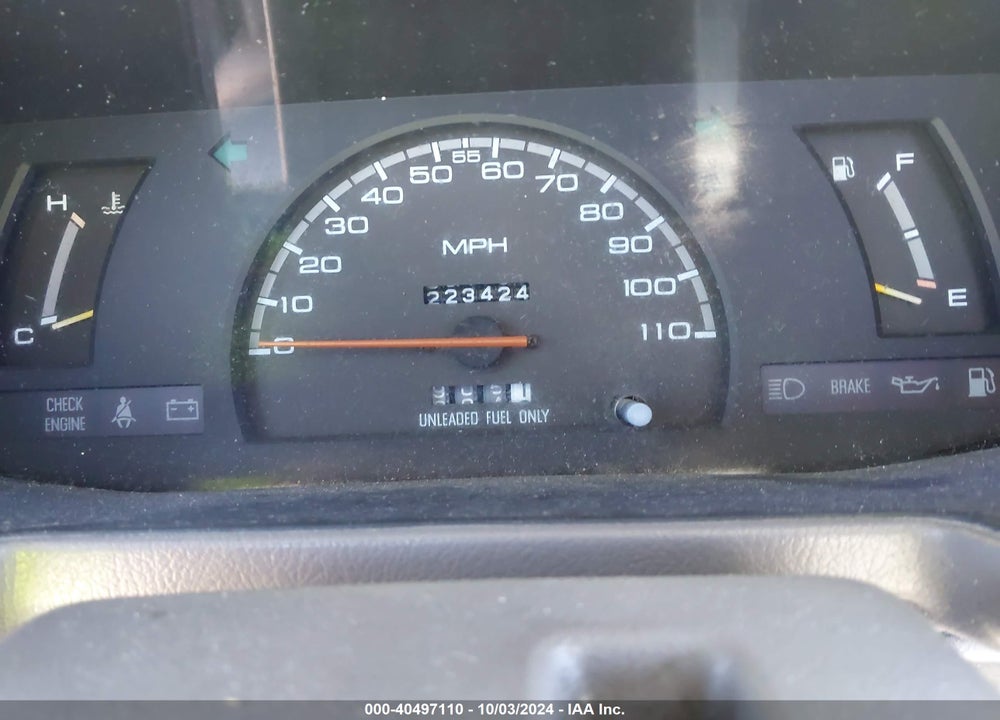 1995 ISUZU CONVENTIONAL SHORT BED VIN: JAACL11L0S7205385