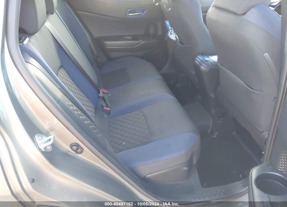2021 TOYOTA C-HR XLE VIN: NMTKHMBX4MR120355