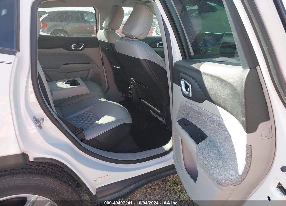 2022 JEEP COMPASS LATITUDE FWD VIN: 3C4NJCBB0NT182473