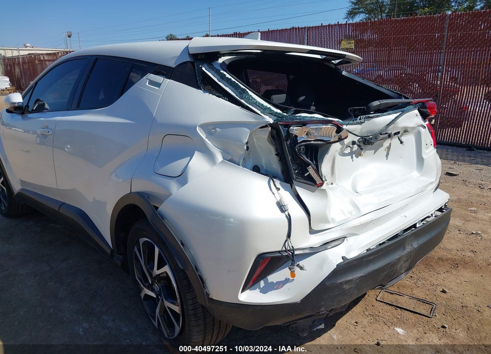 2018 TOYOTA C-HR XLE PREMIUM VIN: NMTKHMBX6JR028157