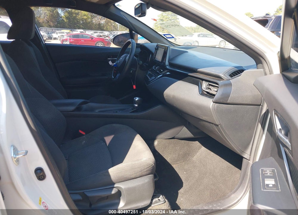 2018 TOYOTA C-HR XLE PREMIUM VIN: NMTKHMBX6JR028157