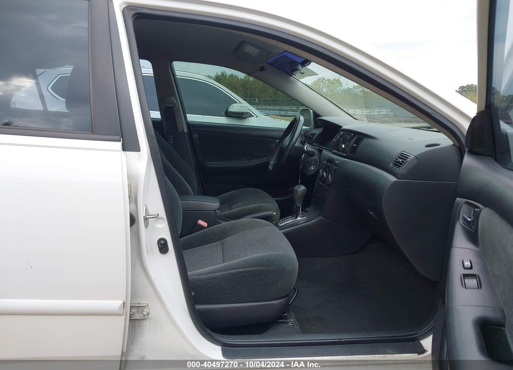 2008 TOYOTA COROLLA S VIN: 2T1BR32E18C882242