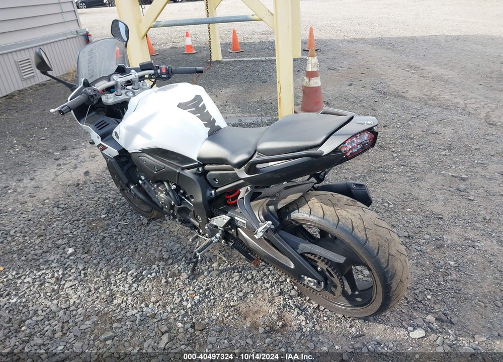 2012 YAMAHA FZ1 S VIN: JYARN17E6CA008341