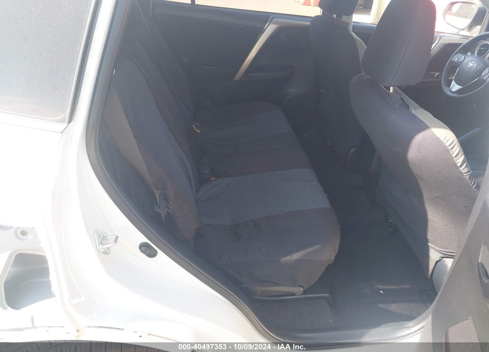 2018 TOYOTA RAV4 LE VIN: JTMZFREV0JJ741338