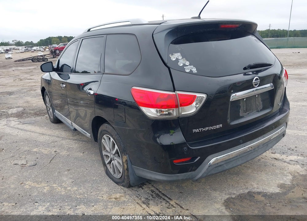 2015 NISSAN PATHFINDER SL VIN: 5N1AR2MN4FC646219