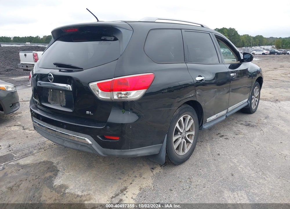 2015 NISSAN PATHFINDER SL VIN: 5N1AR2MN4FC646219
