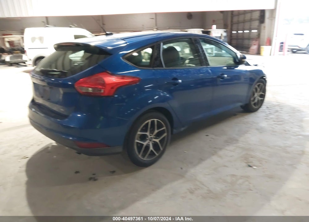 2018 FORD FOCUS SEL VIN: 1FADP3M26JL234661