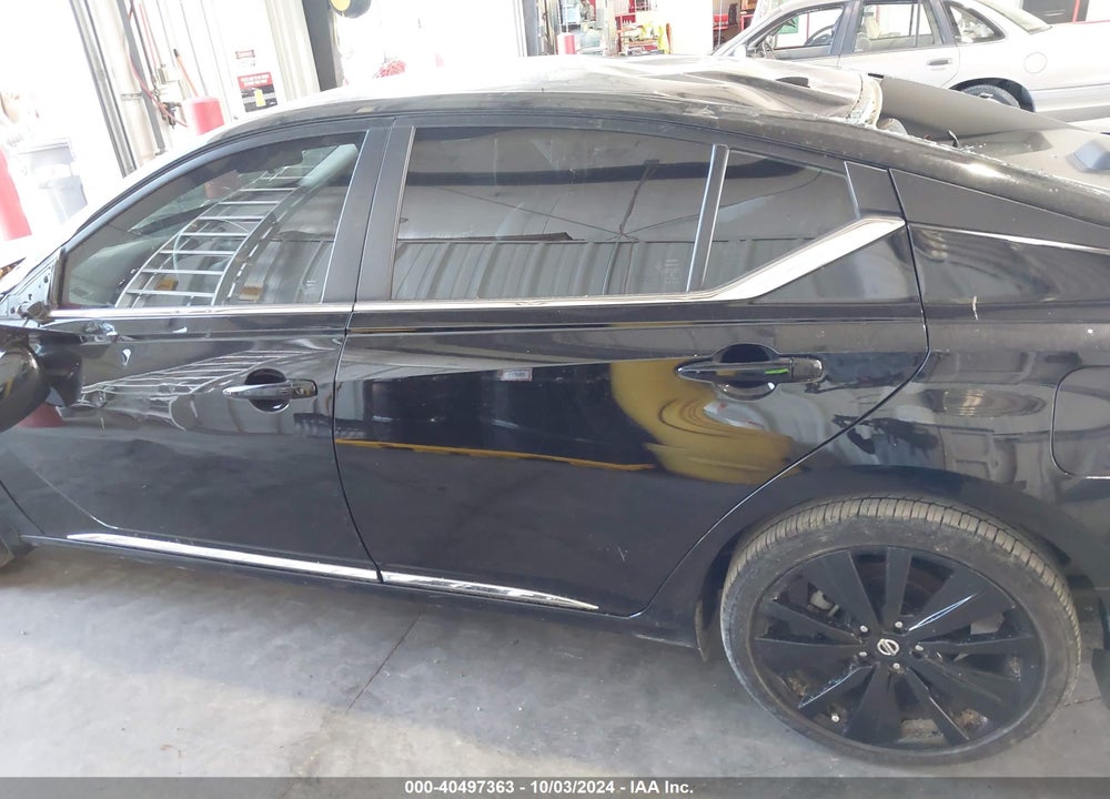2022 NISSAN ALTIMA SR FWD VIN: 1N4BL4CV2NN391425