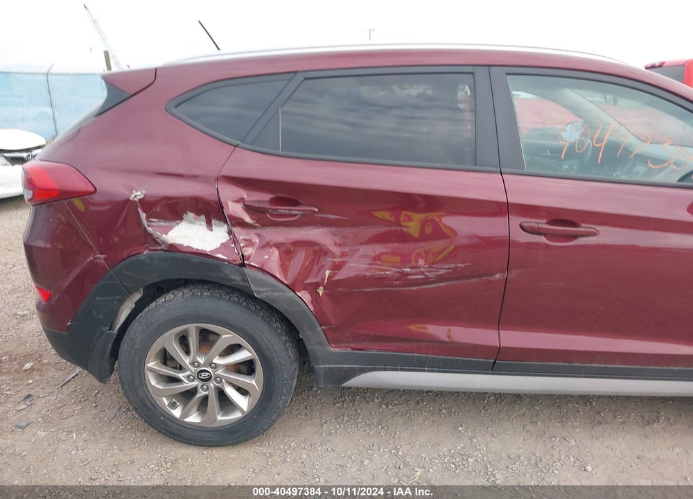 2017 HYUNDAI TUCSON SE VIN: KM8J3CA46HU472282