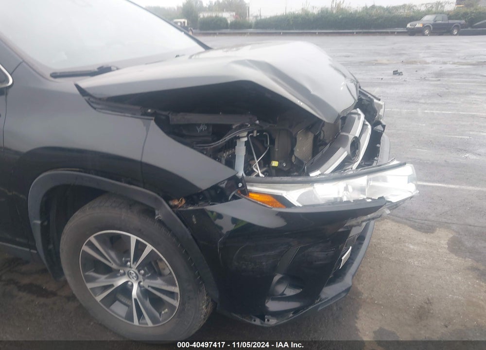 2019 TOYOTA HIGHLANDER LE VIN: 5TDBZRFH6KS956907