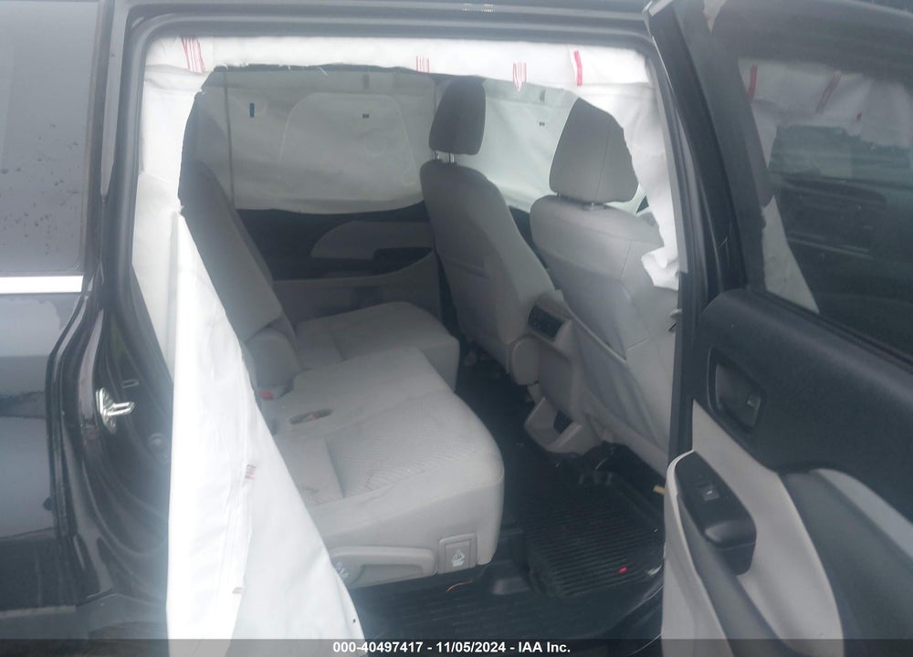 2019 TOYOTA HIGHLANDER LE VIN: 5TDBZRFH6KS956907